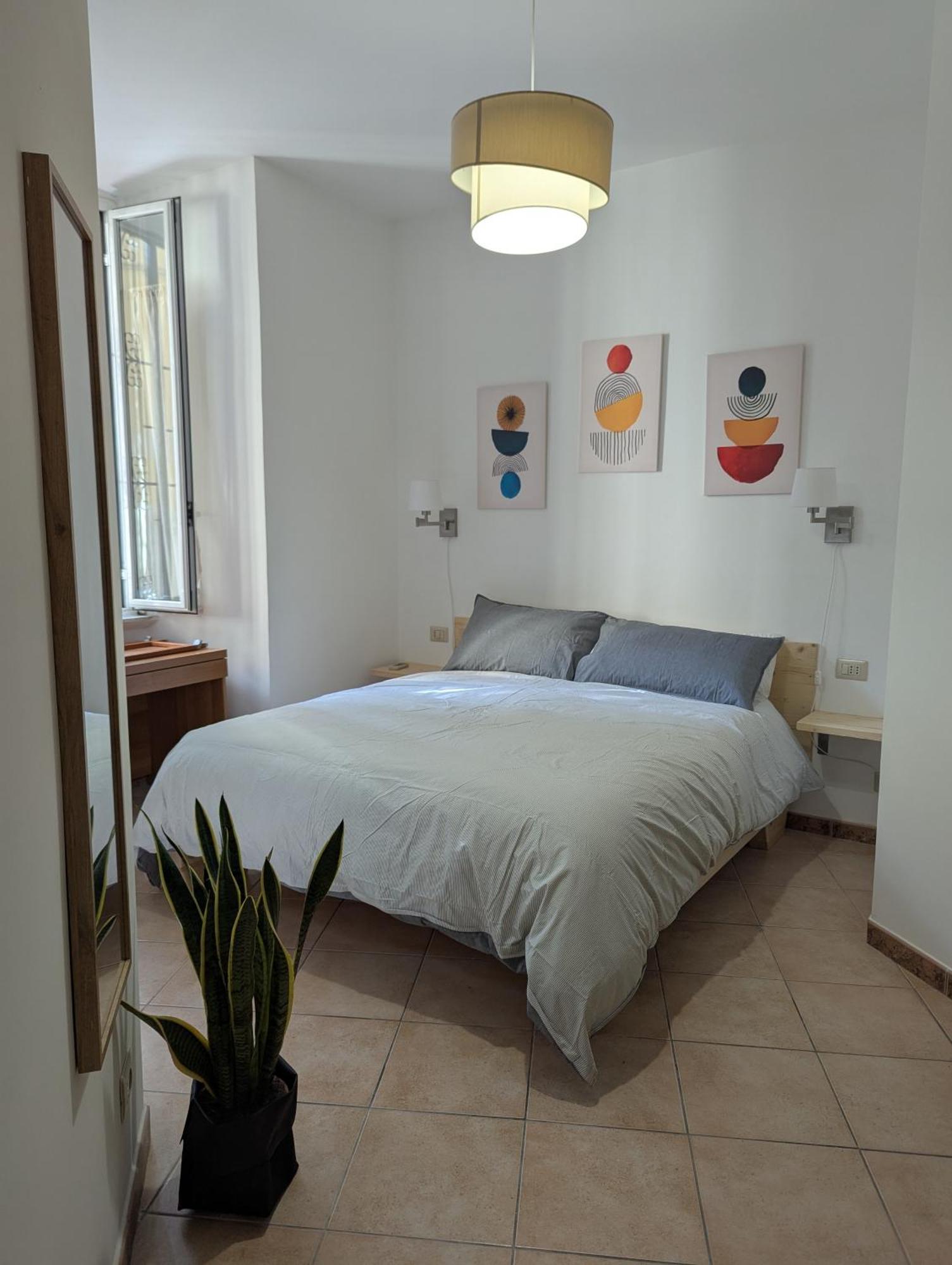 R2r Vatican Retreat Guest house