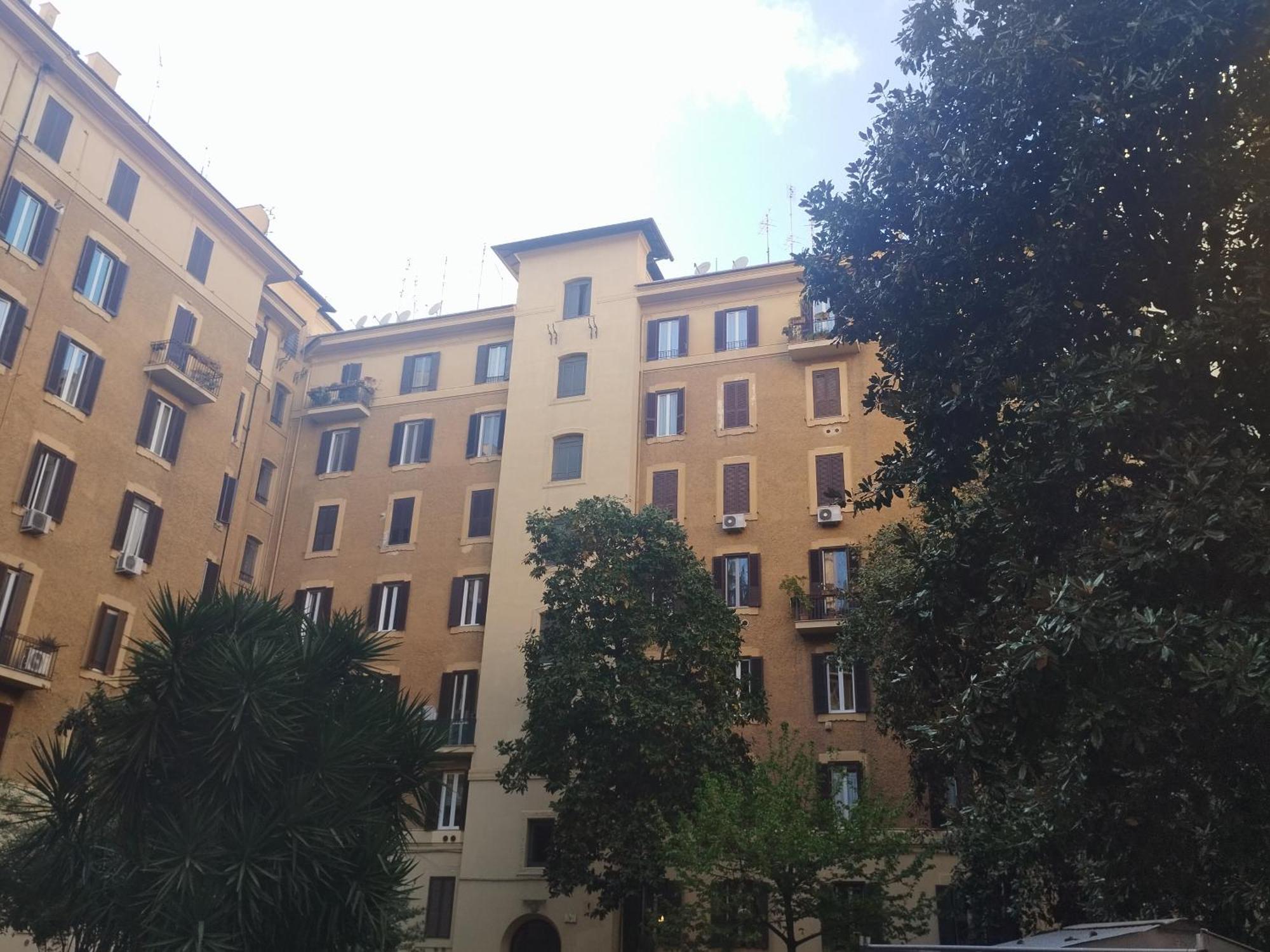 Guest house R2r Vatican Retreat *